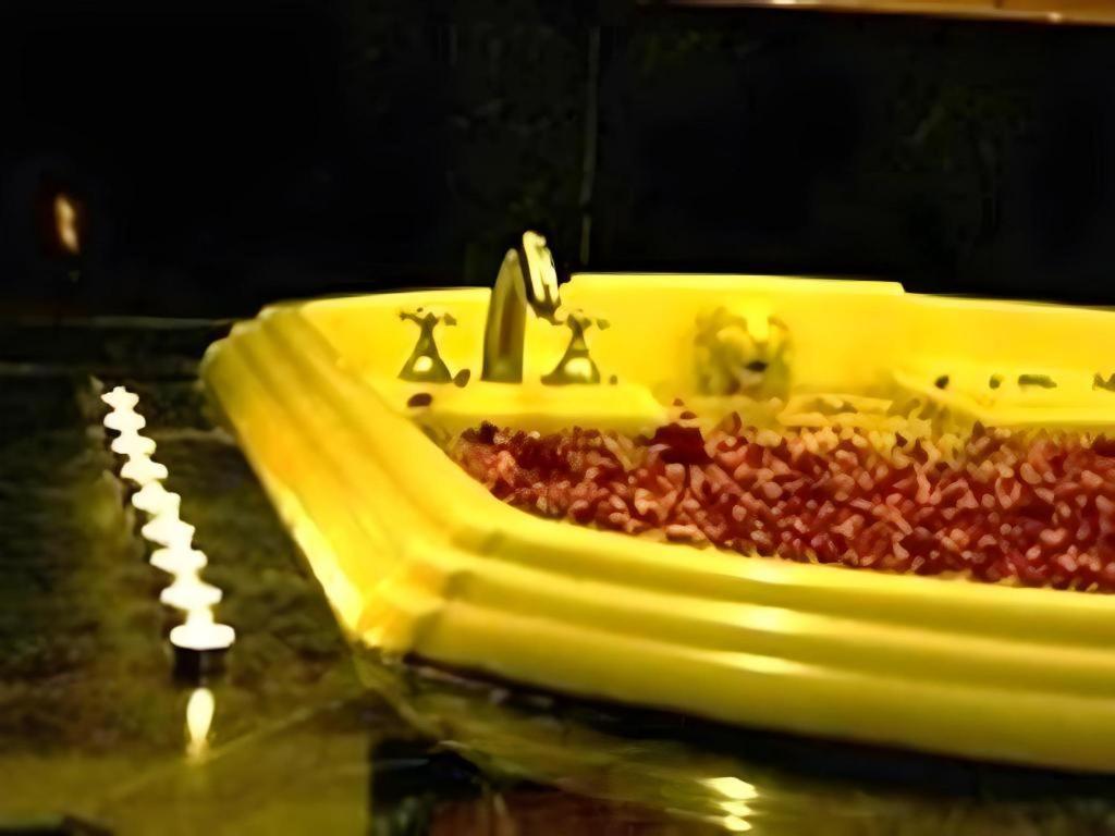 Gajahmada Graha Hotel Маланг Екстериор снимка