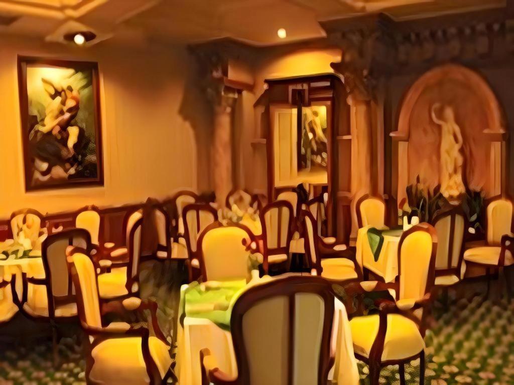 Gajahmada Graha Hotel Маланг Екстериор снимка