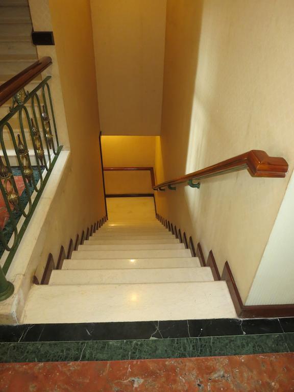 Gajahmada Graha Hotel Маланг Екстериор снимка